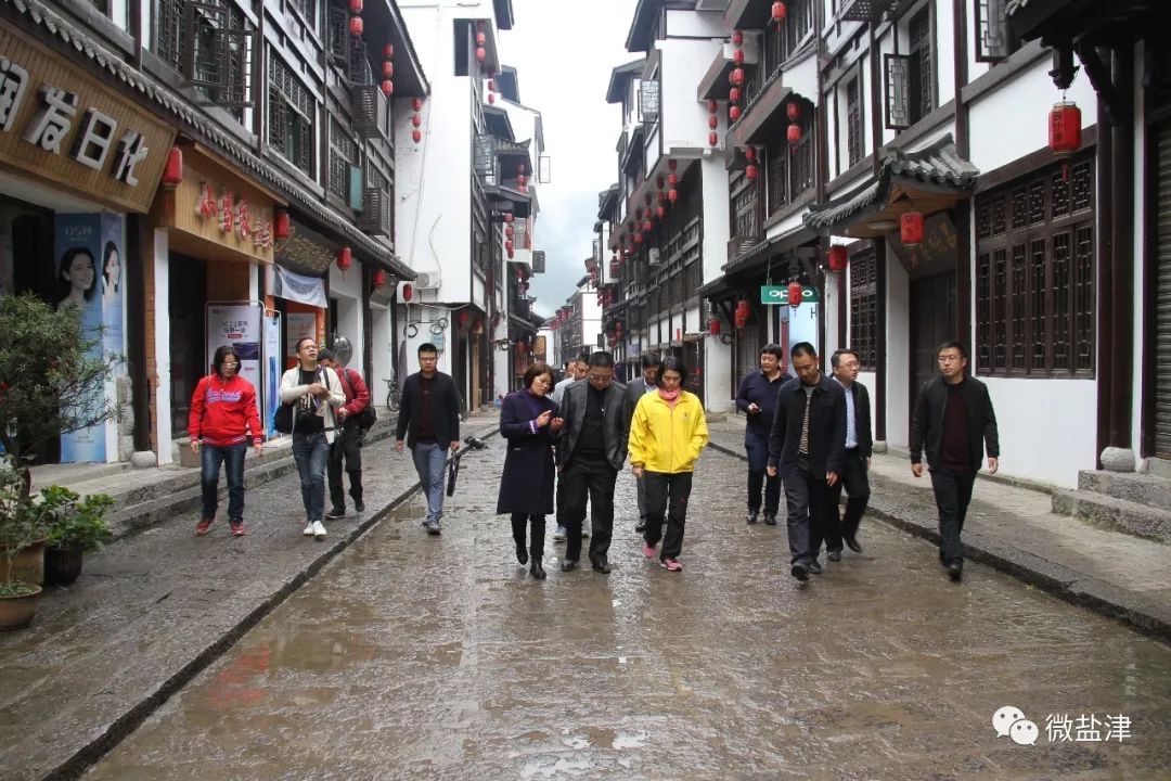 扶贫慰问寒冬送温暖,精准扶贫送温暖献爱心