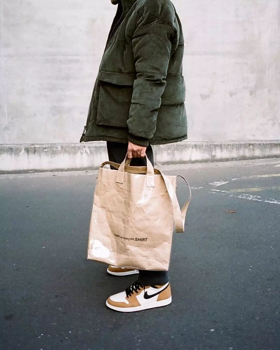 “他卖OWxAJ1永远比市价低2k，只因一个赌约”｜圈内的好卖家