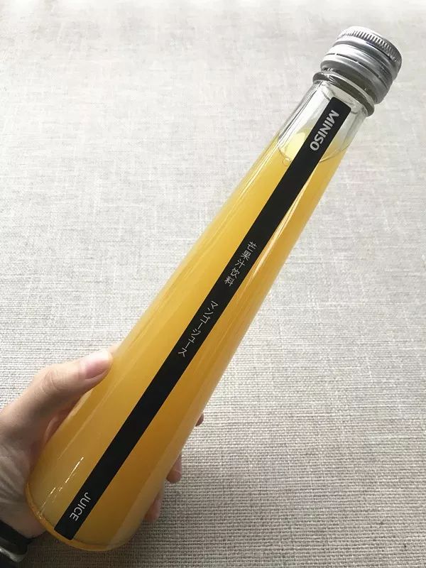 名创可乐杯测评,名创优品济州岛绿茶补水保湿乳