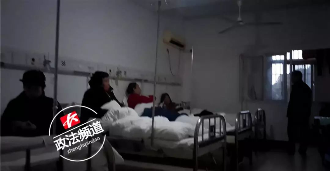 治病不要钱，专车接送，各地老人扎推前往……长沙瑞华医院骗保套路多