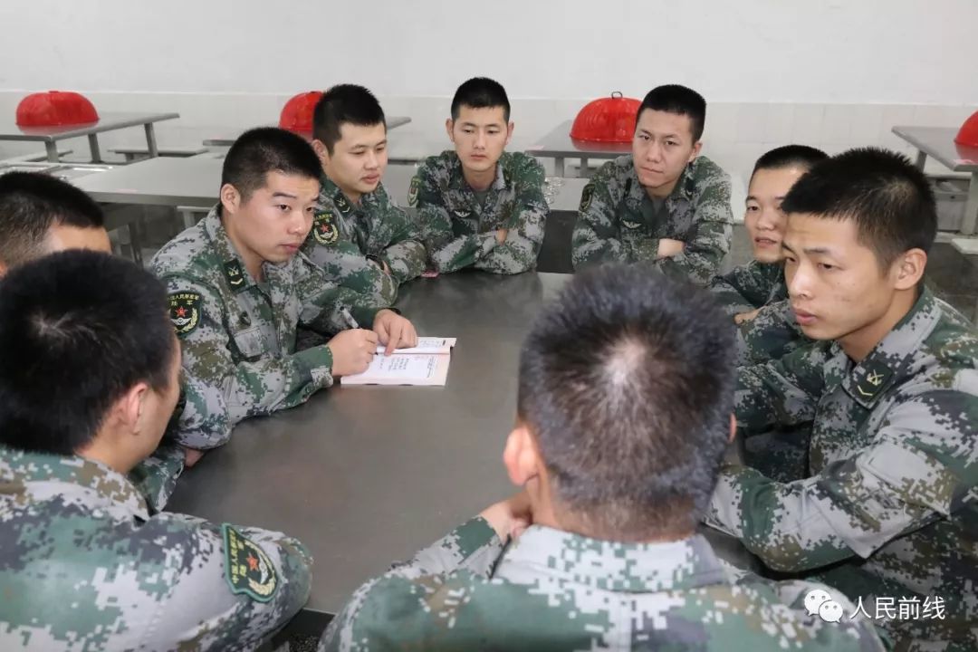 新兵连伙食为啥比基层好,新兵连伙食好吗