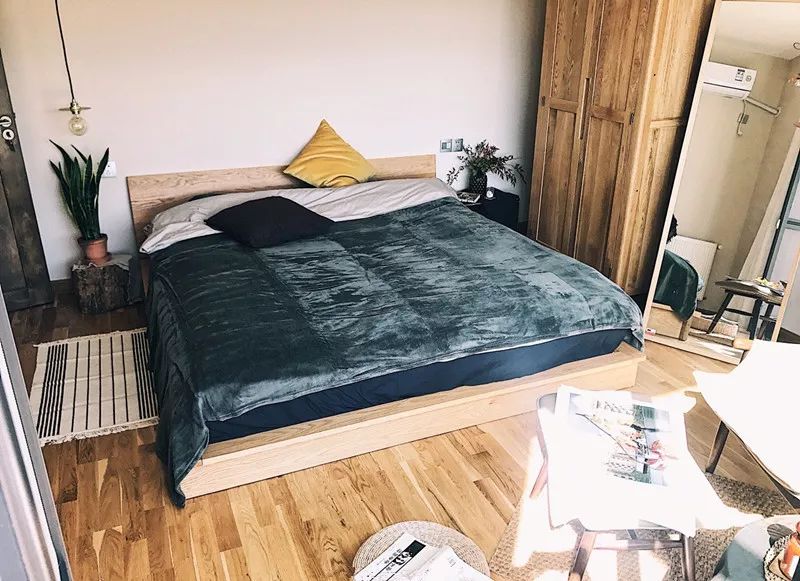 她不上班也不靠脸吃饭，住2层小楼，过上了别人做梦都要的日子！