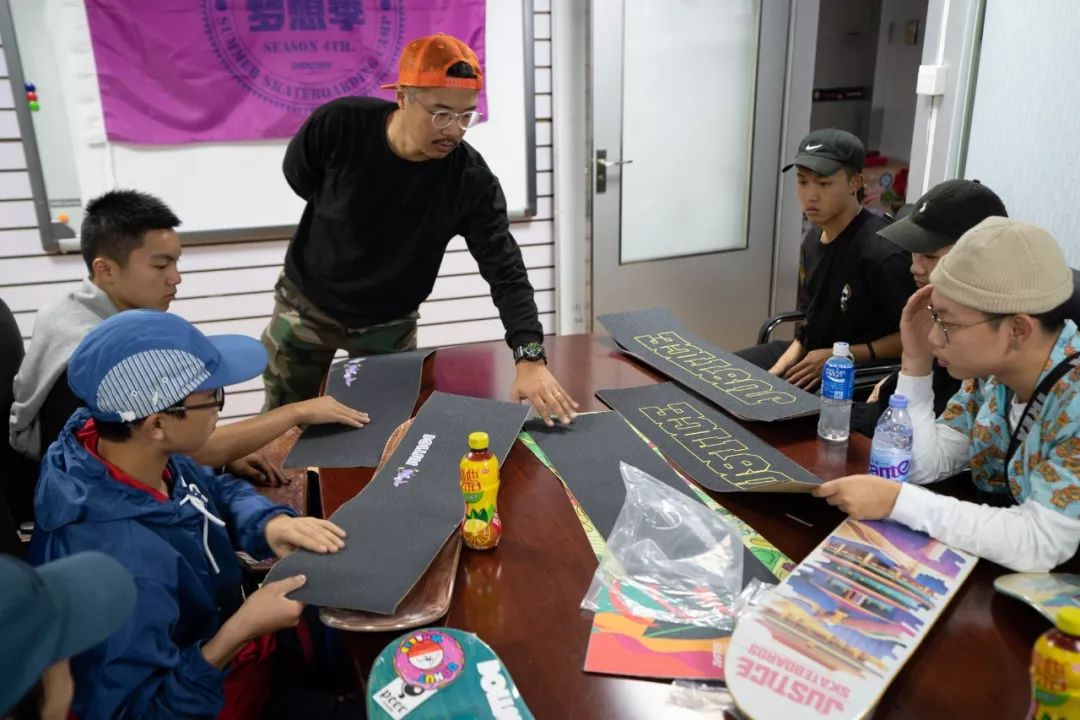 沸点滑板梦想季4.0再度起航-首日活动滑手遭遇保安连环驱赶！