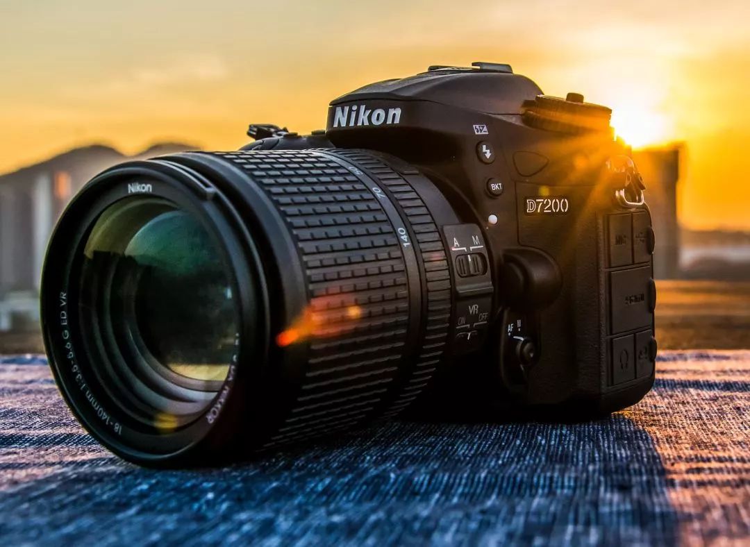 尼康值得入门的单反相机推荐,尼康最新款单反相机d780和d850