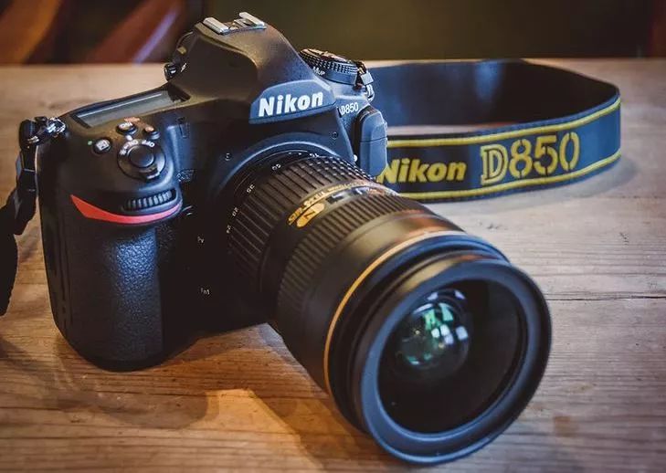 尼康值得入门的单反相机推荐,尼康最新款单反相机d780和d850