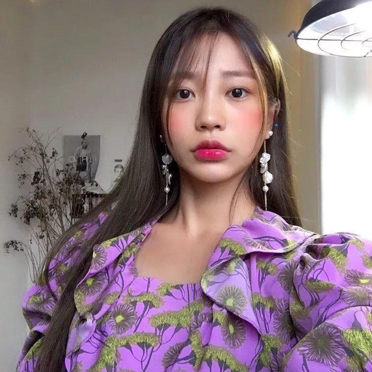 什么？！身高不足165CM的“厌世脸”也能当模特，韩国草根博主Mulbada用她的超高衣品做到了！