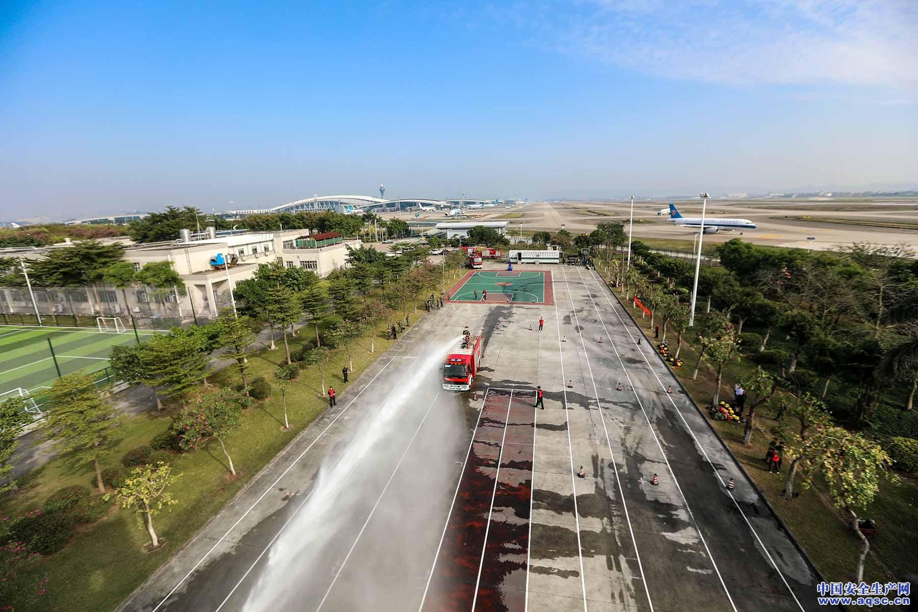 白云机场消防勤务员,白云机场保安怎么样