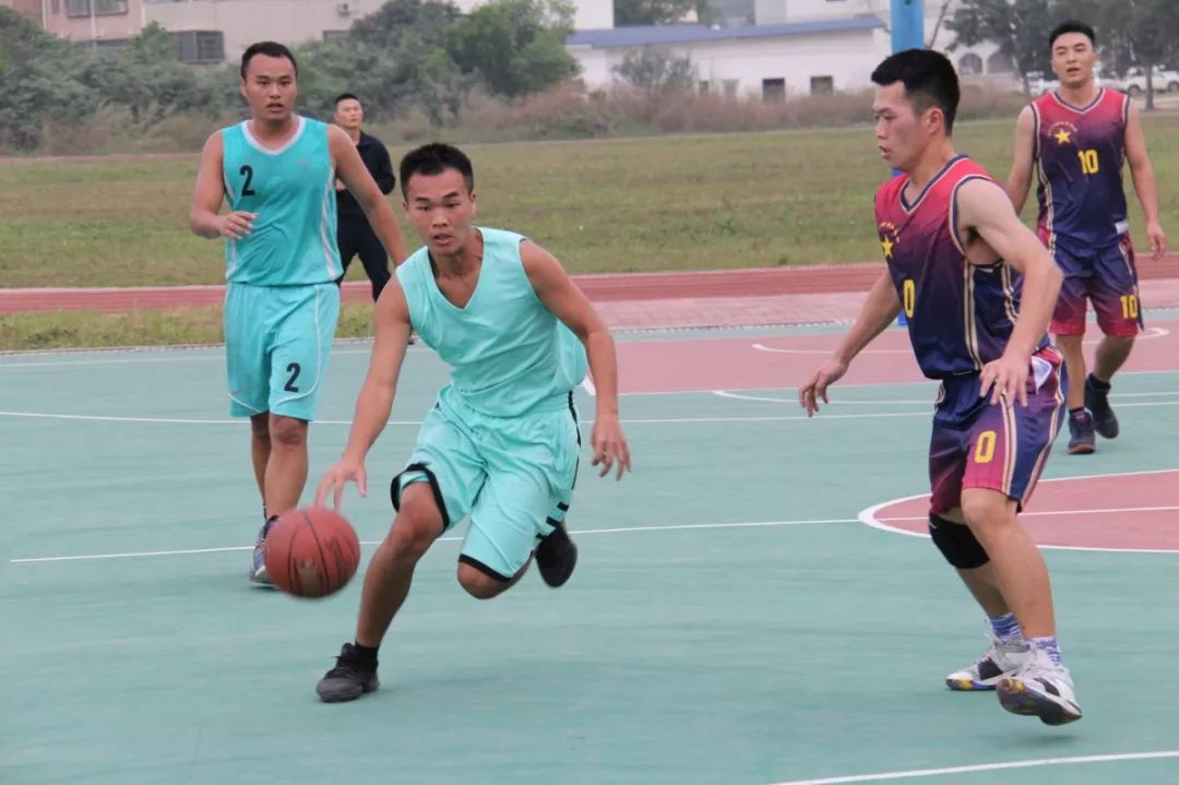 中国最美的篮球场树林,国内最美的十大篮球场