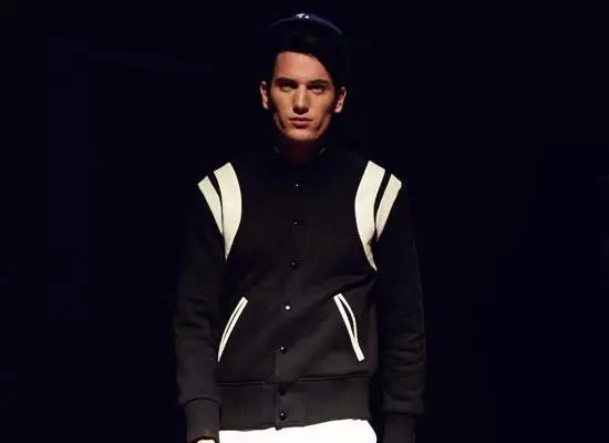 万物皆可supreme蘑菇头跳舞,土到极致就是潮万物皆可supreme