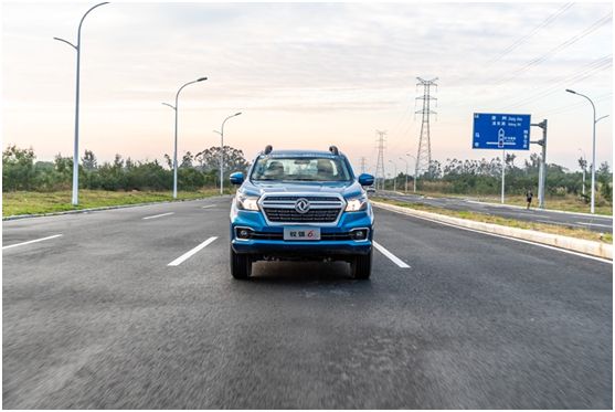 郑州日产锐骐6汽车测评,锐骐6皮卡房车试驾视频