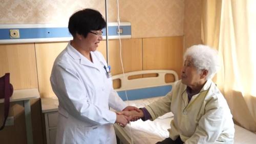 83岁老人打拳30年，发现“子宫脱垂”犯了难……