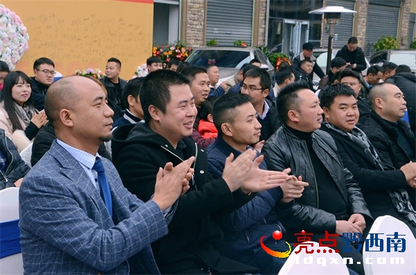 共享租赁“乐途汽车”兴义富康店开业提供多元化高标准服务