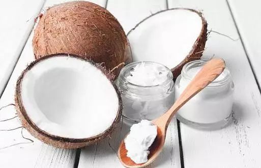 异地恋、姐弟恋陆续见光死,女人如何掌舵成为幸福操盘手?