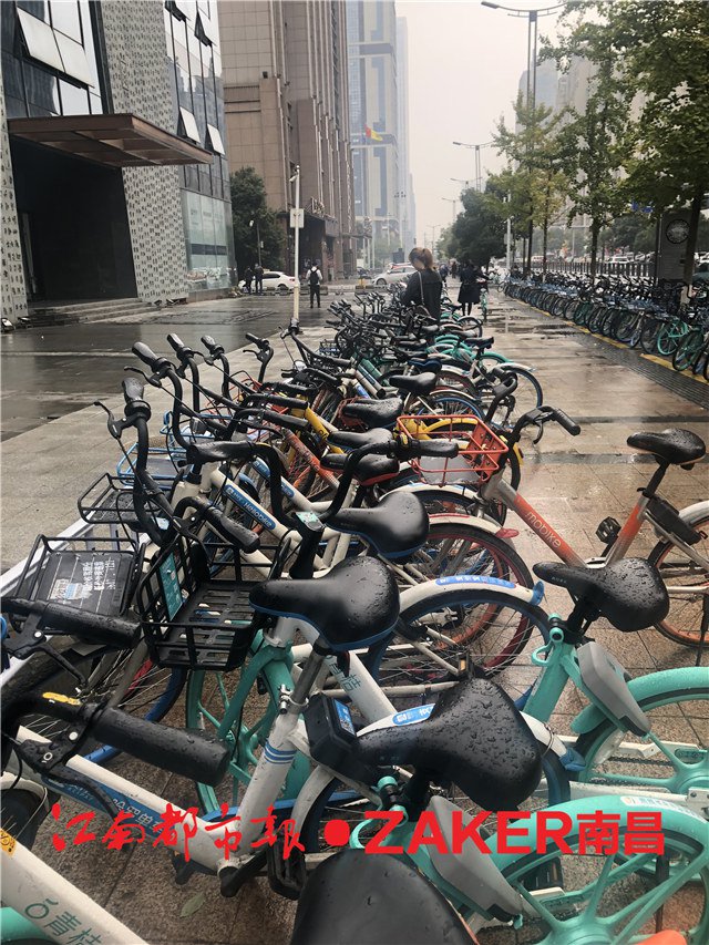南昌ofo小黄车出现“退款难”986万人维权难