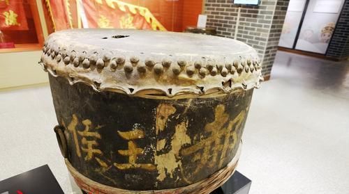 非遗龙舟文化节牌坊广场,中国龙舟文化主题展