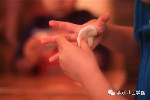 包饺子的故事幼儿园,包饺子课文幼儿园