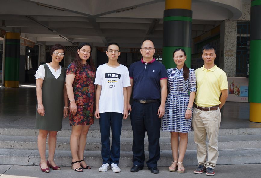 42年历史!西约这所小学用信息学撬动发展,加速崛起!