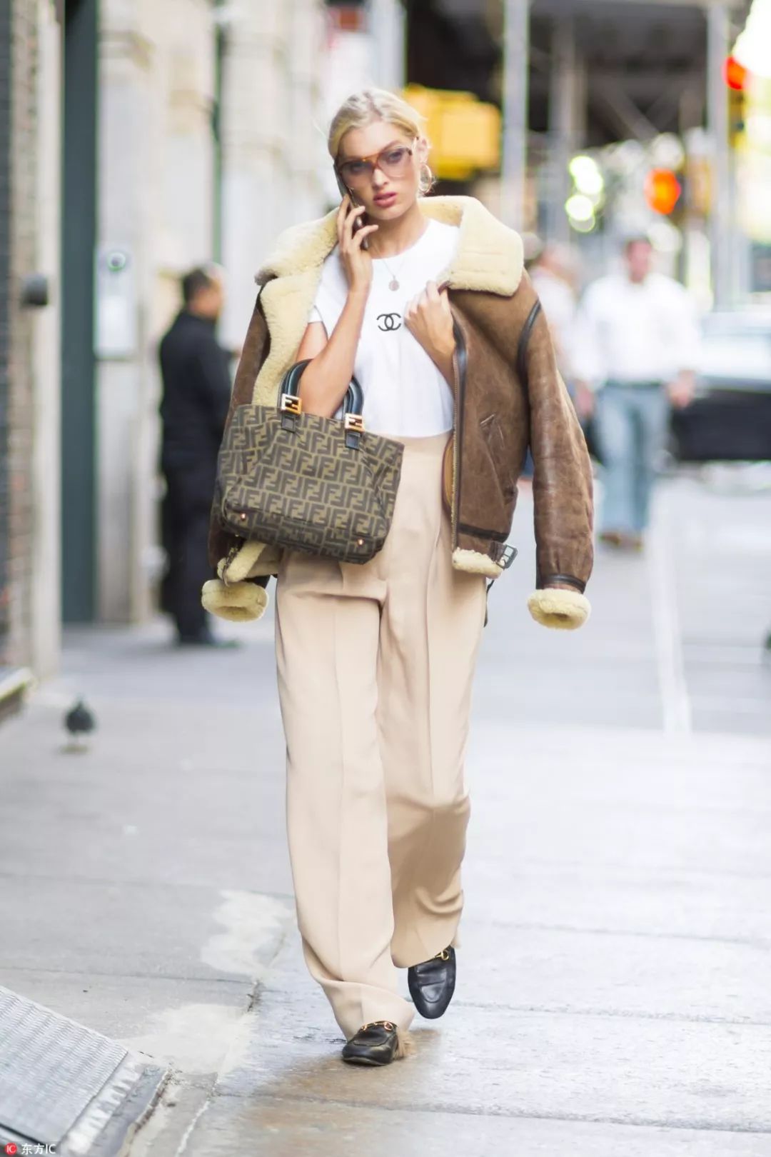 一穿羽绒服就出汗怎么办,一穿羽绒服就很丑