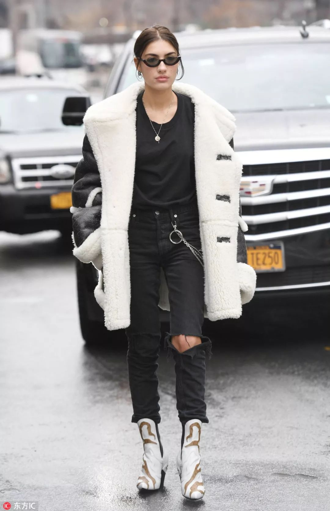 一穿羽绒服就出汗怎么办,一穿羽绒服就很丑