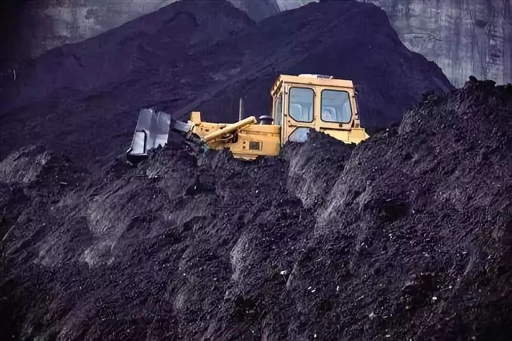 穷得只剩钱的老板,穷的只剩下钱的老总