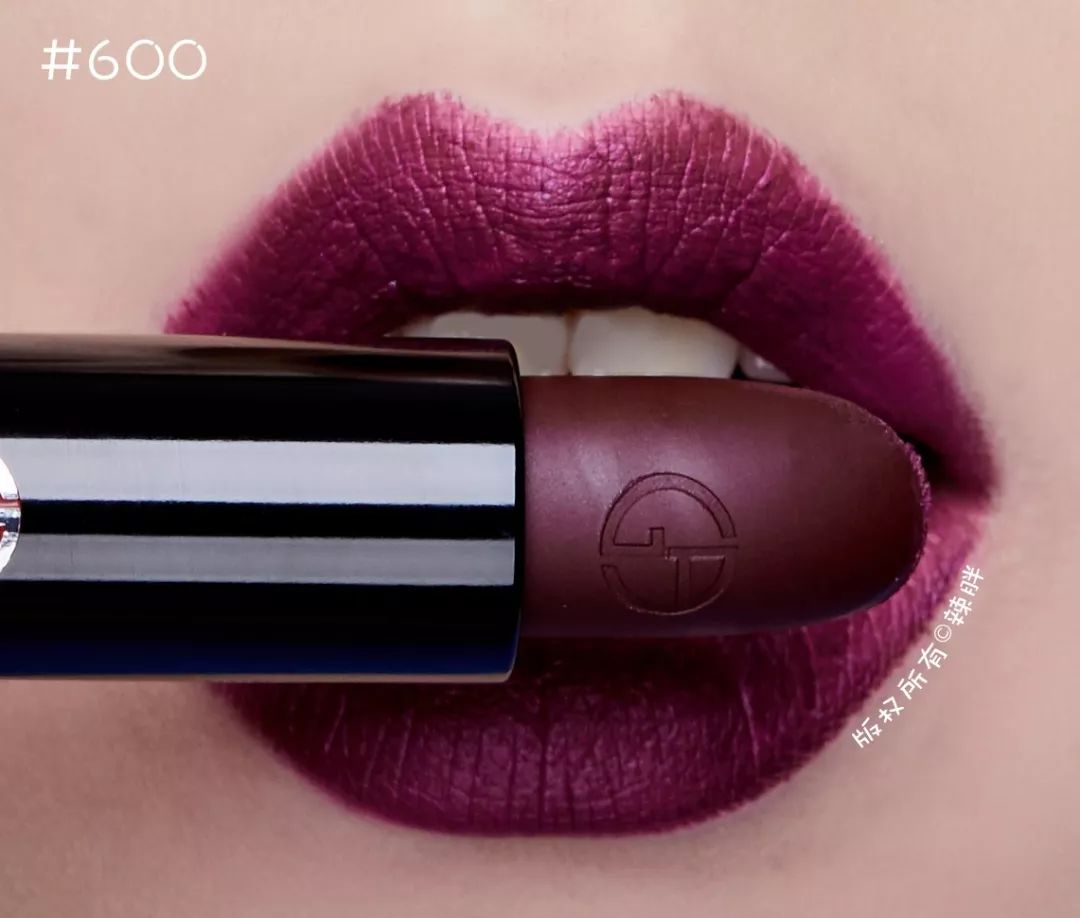 新品全试色I这支最美唇膏美到犯“罪”，红一整年全靠她！