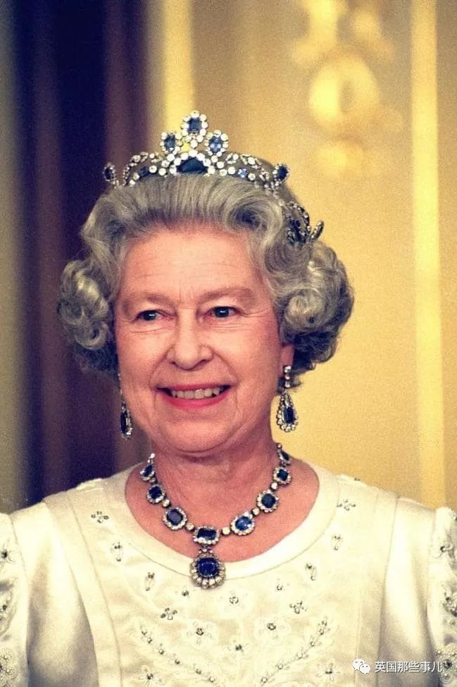 皇室奢华珠宝王冠,世界上最顶级首饰