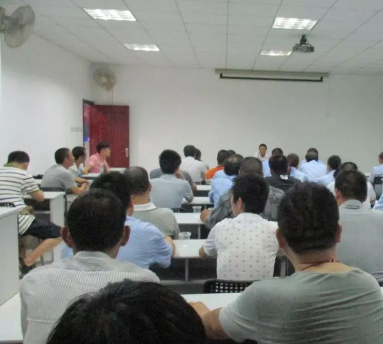 驾校文明交通安全工作制度,安全文明进驾校