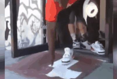 白色雪地靴染色,雪地靴改色需要多少钱