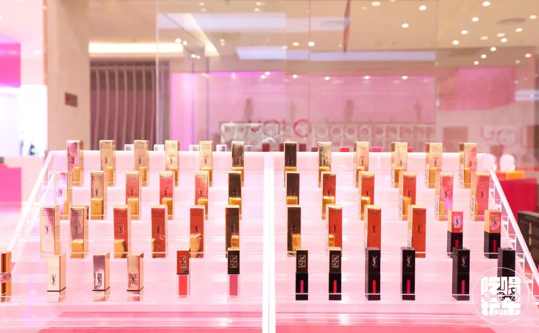 元旦新年就来2751YOLO城市广场，500元友阿购物卡免费送！