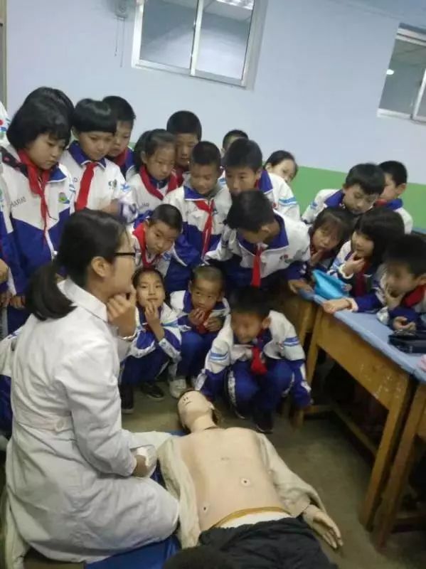 「美丽校园·风采展」炸子市街小学：享受教育快乐成长