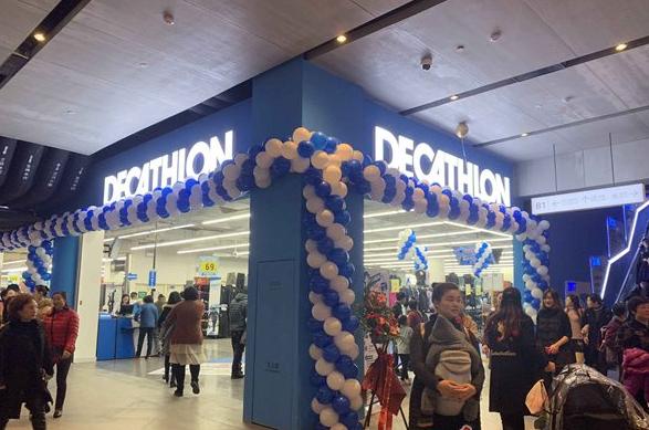 青岛吃喝玩乐的商圈,青岛平价购物广场推荐