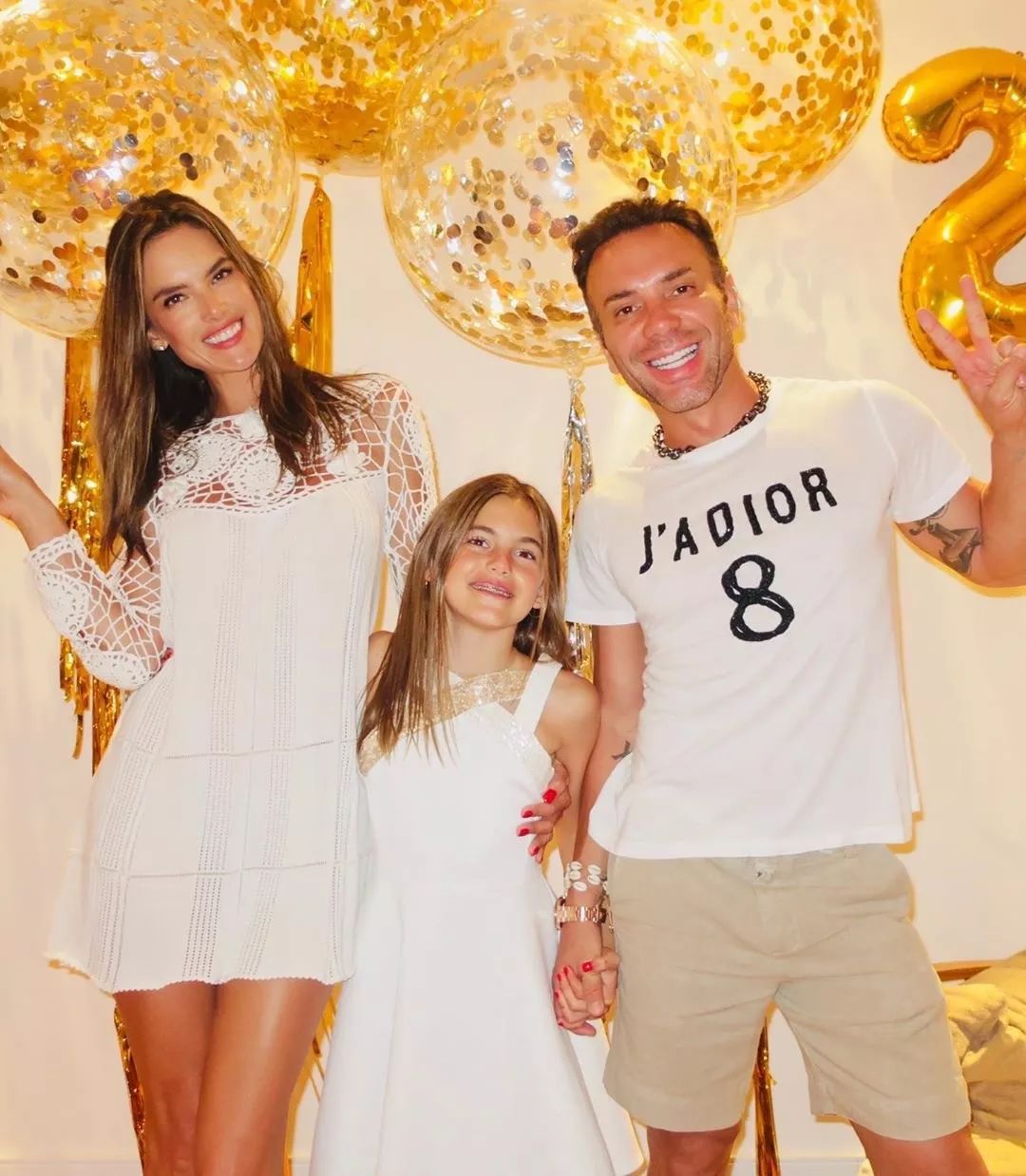 金卡戴珊近日出街,金卡戴珊东京街拍