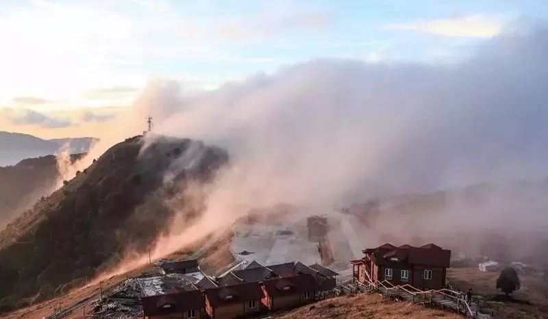 芒市去黑河老坡坐什么交通方便,从芒市去黑河老坡要多久