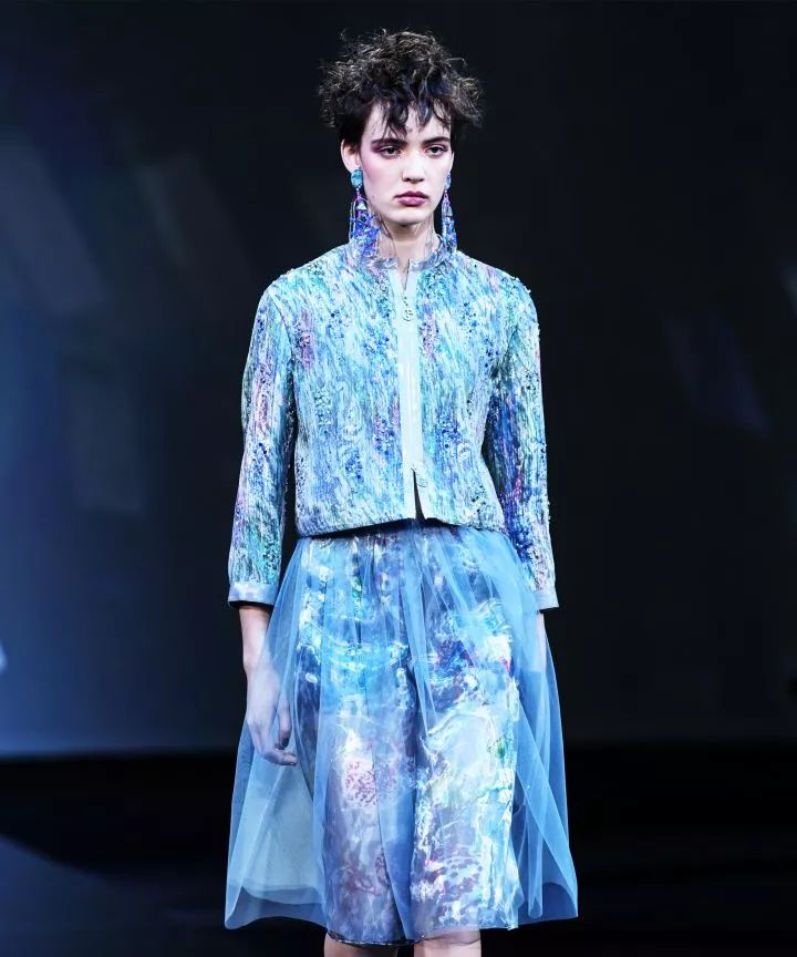 雌雄莫辨｜女孩的娇柔脸和男孩的身躯在TA身上同时出现……