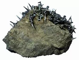 磁铁的原理与制作,磁铁是怎么被制作出来的科普