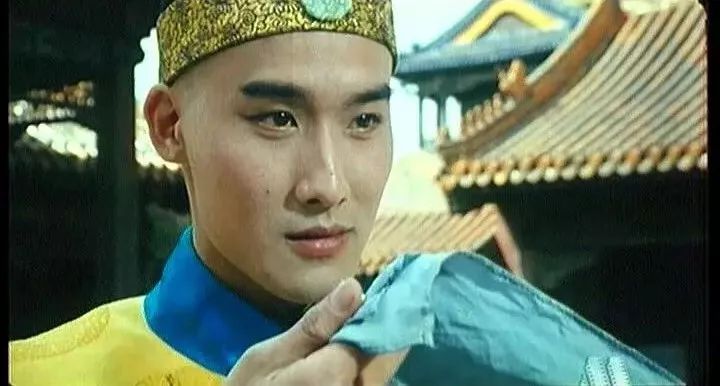 没出息电影片段,别人眼里的梁家辉