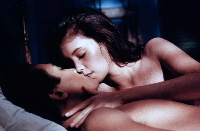 没出息电影片段,别人眼里的梁家辉