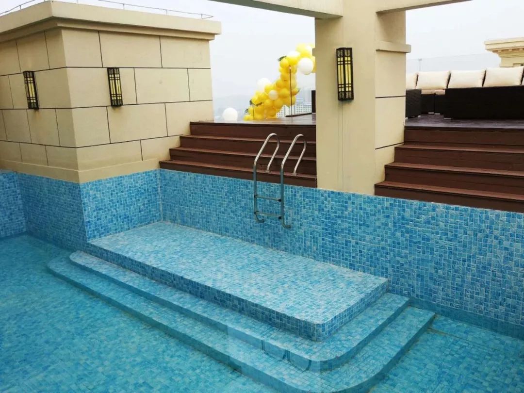 玉林惊现一线天景观,玉林市玉州区顶级豪宅