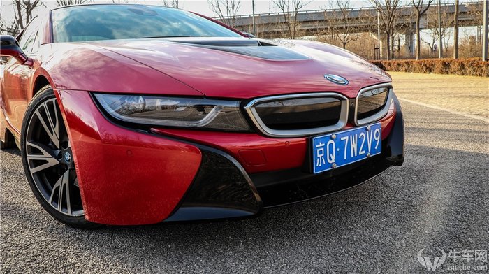 试驾宝马i8视频,宝马i8新款试驾