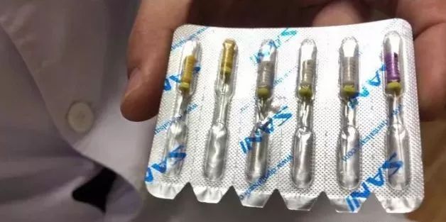 江都17岁女孩去医院看牙，一根针留在了牙齿里！专家表示……