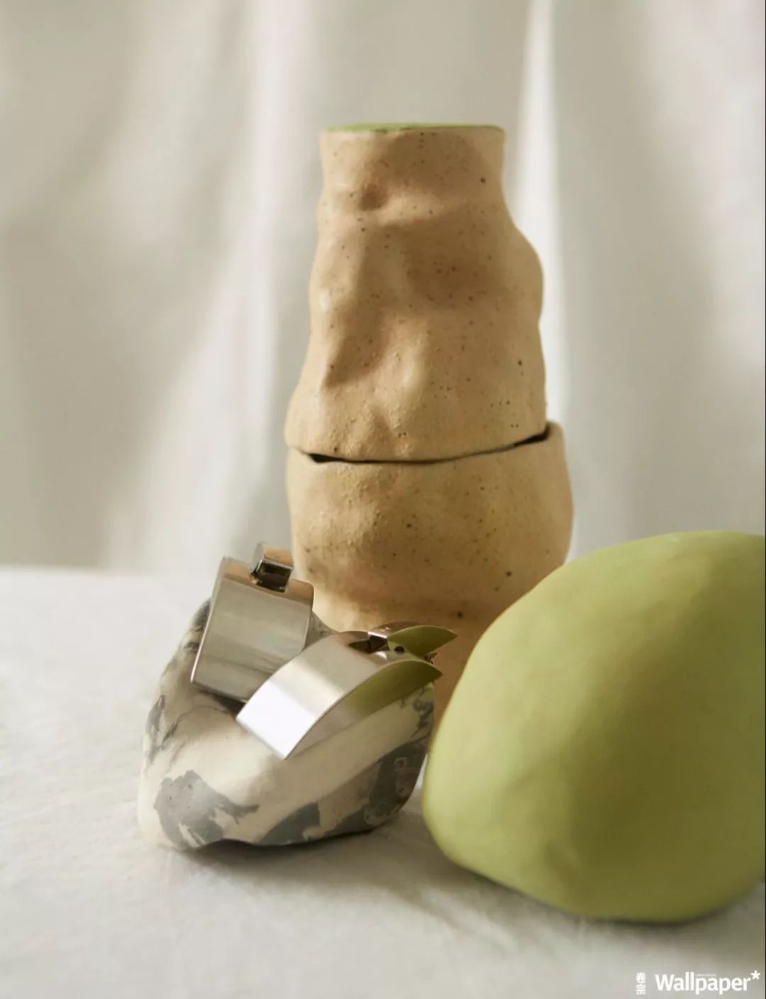 我们在瑞典艺术家的工作室里拍摄了一组静物片