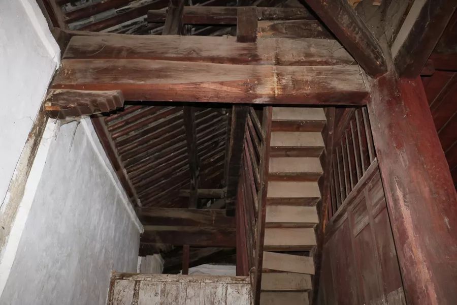 「人文宾川」铜钟矗立五百年，古楼依在述沧桑！