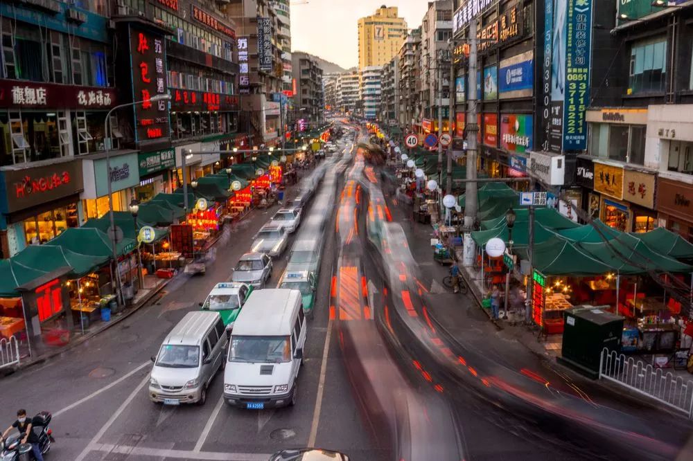 魔幻现实主义的重庆,魔幻主义城市贵阳