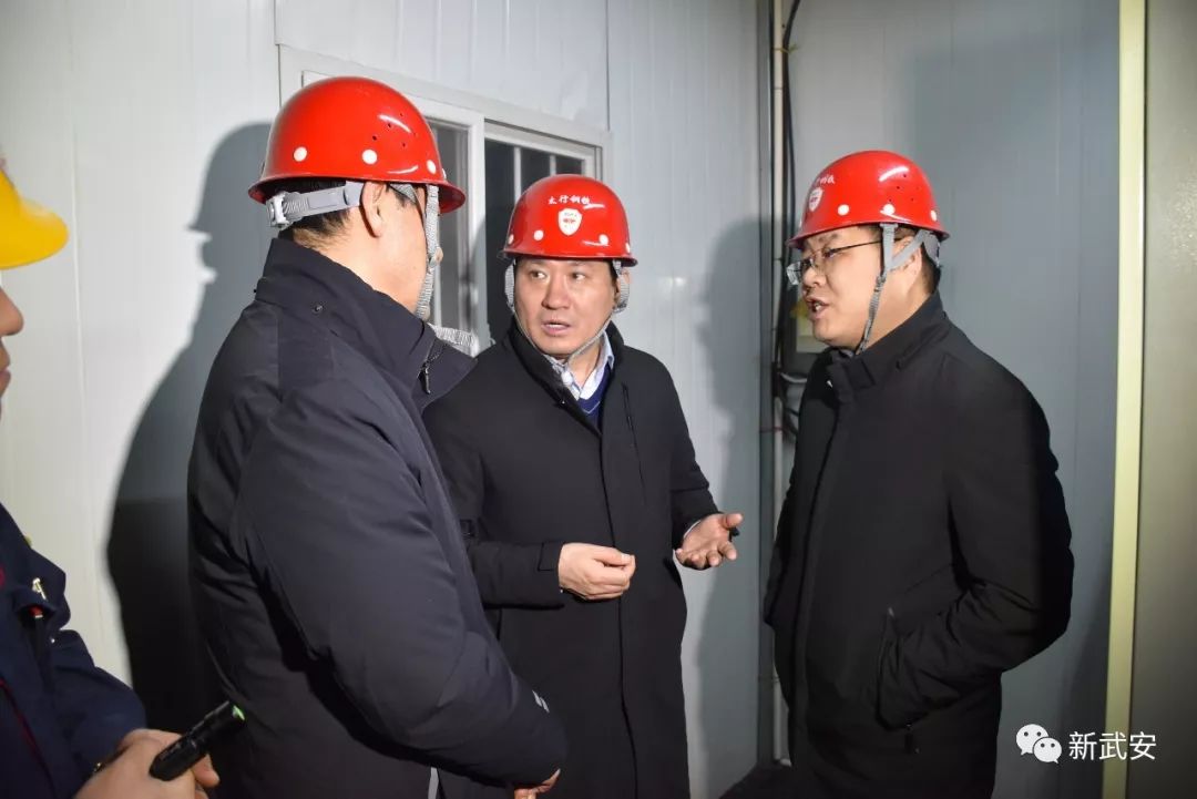 市长带队开展节前消防安全检查,县委书记突击夜查防控检查站