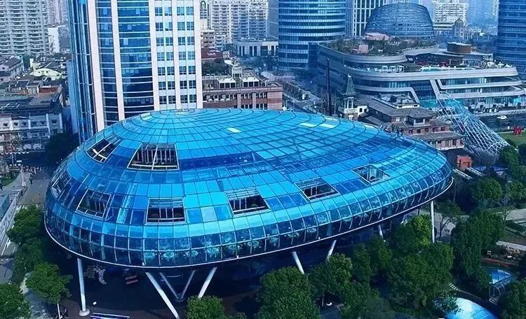 我们在上海南京路去看北外滩,上海周末好去处北外滩