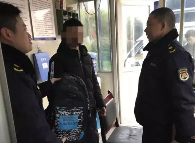 中小学教辅资料代购,小学教辅材料自愿购买