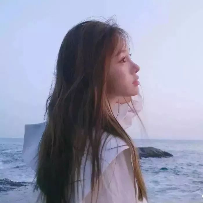 烫发女中长发慵懒怎么烫最合适,中短烫发扎半头怎么扎才好看