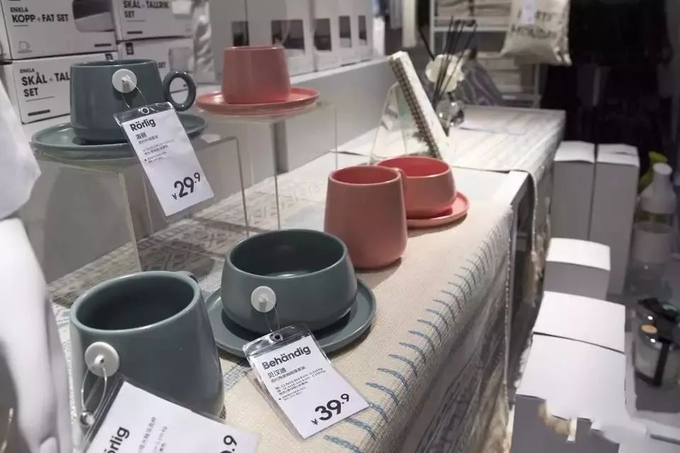 奈雪的茶比星巴克的优势在哪,星巴克咖啡和奈雪的茶