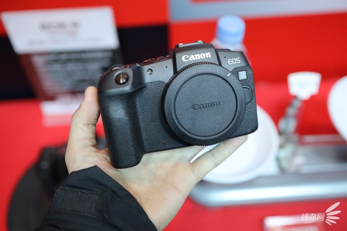 8999元高性价比全幅佳能EOSRP国内正式发布