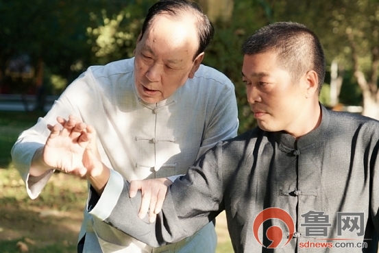 张志俊与日本空手道对决,张志俊大师迎战日本空手道